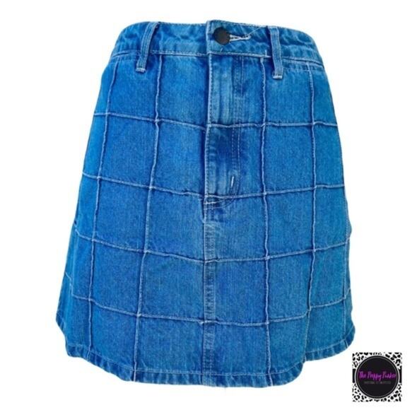 Forever 21 Denim Patchwork Miniskirt Blue EUC Boho Hippie - Picture 1 of 4